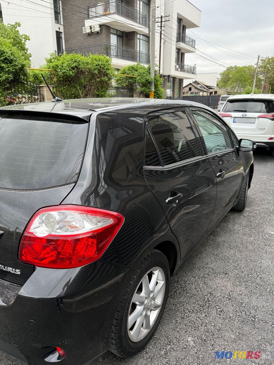 2010' Toyota Auris photo #4