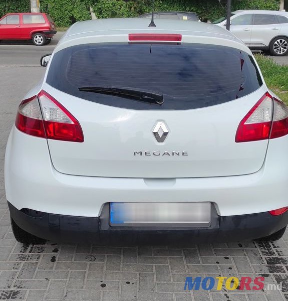 2009' Renault Megane photo #6