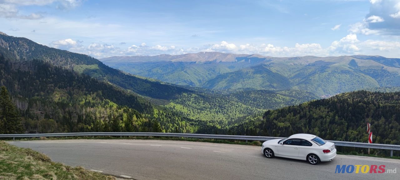 2010' BMW 1 Series photo #4