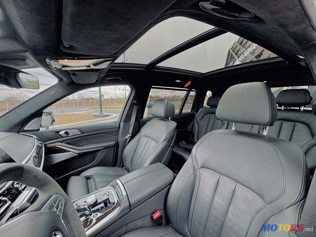 2019' BMW X7 photo #5