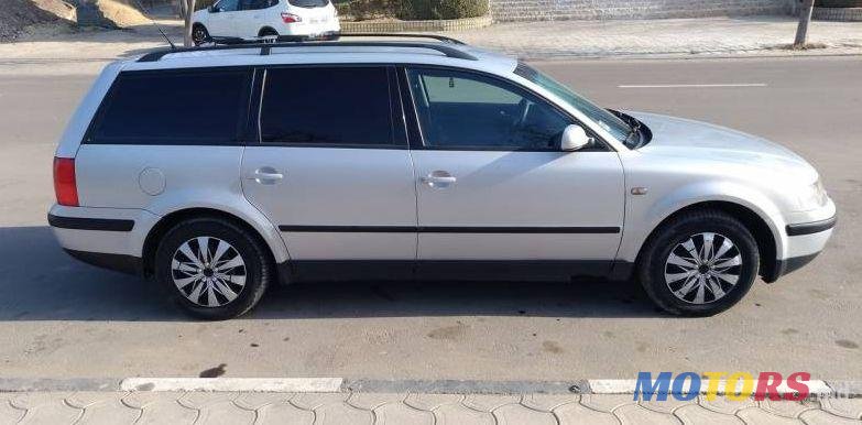 1999' Volkswagen Passat photo #1