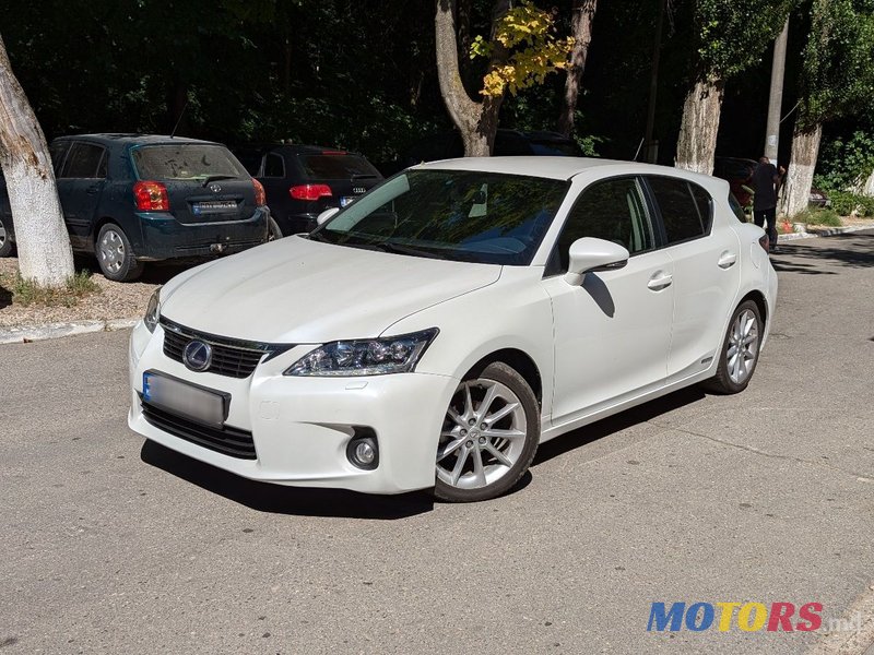 2011' Lexus Ct Series photo #1