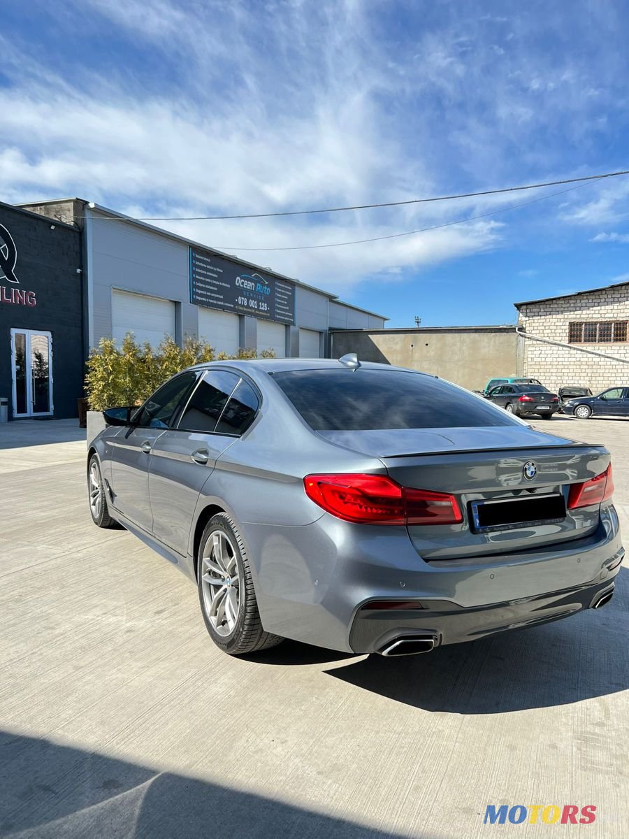 2017' BMW 5 Series photo #3