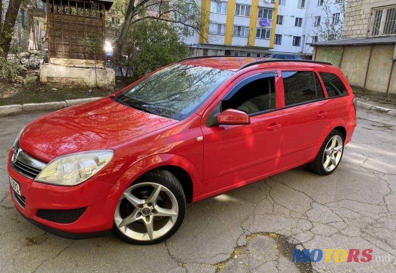 2008' Opel Astra photo #1