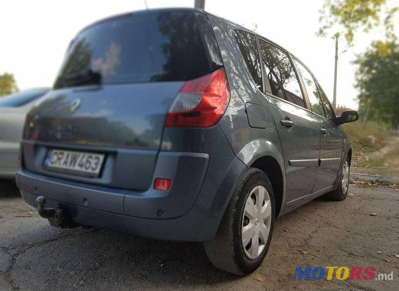 2008' Renault Scenic photo #1