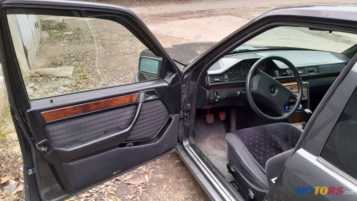 1990' Mercedes-Benz W124 photo #4