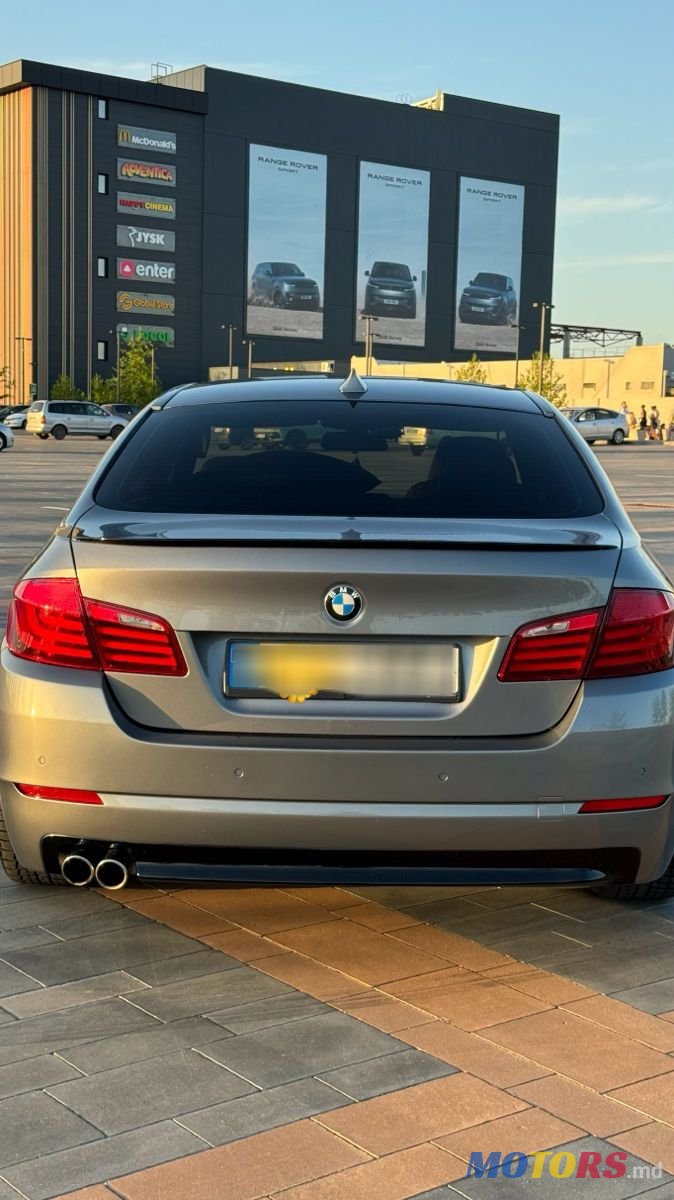2012' BMW 5 Series photo #4