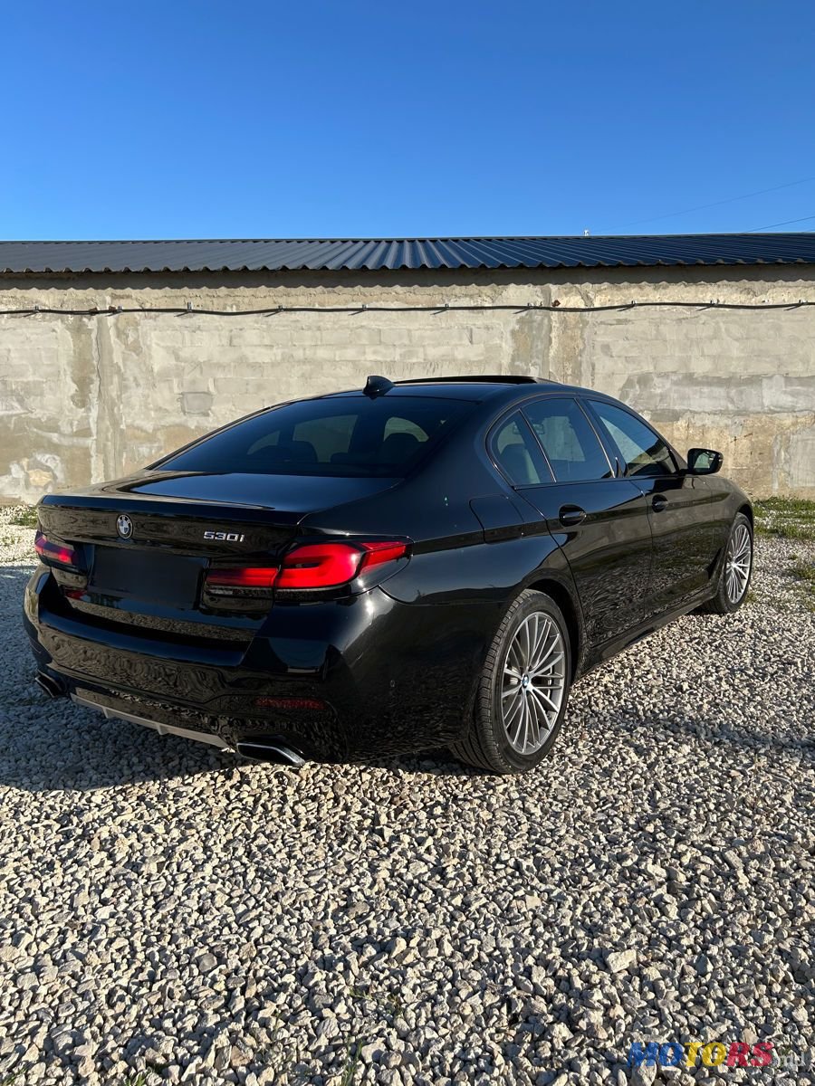 2019' BMW 5 Series photo #6