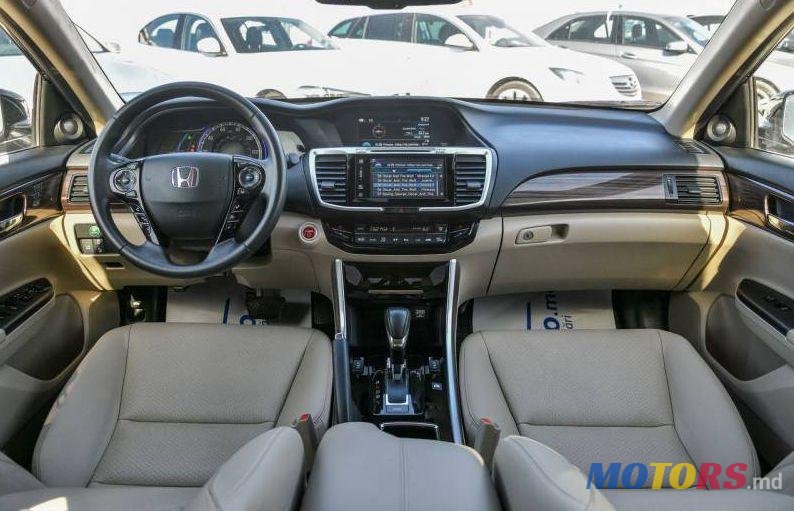 2017' Honda Accord photo #1