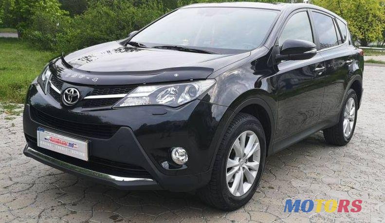 2013' Toyota RAV4 photo #1