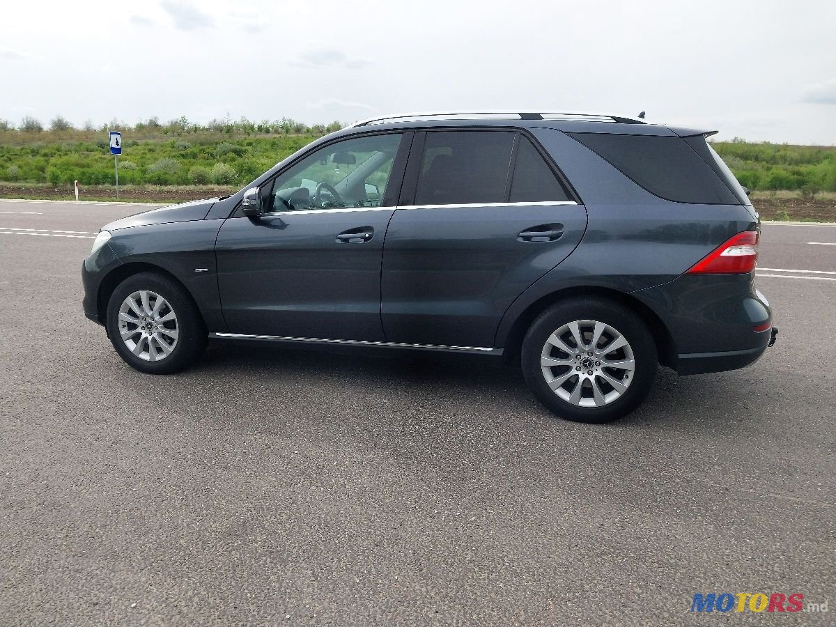 2012' Mercedes-Benz M-Class photo #5