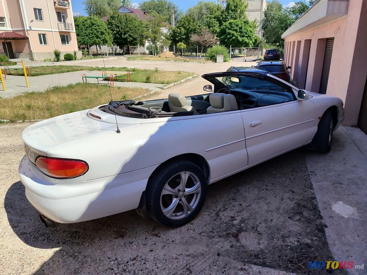 1997' Chrysler Sebring photo #2