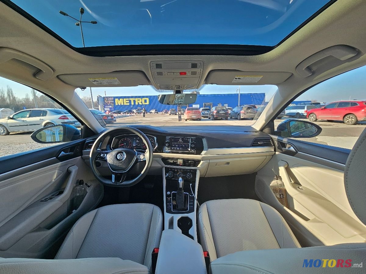 2020' Volkswagen Jetta photo #5