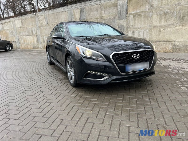 2016' Hyundai Sonata photo #1