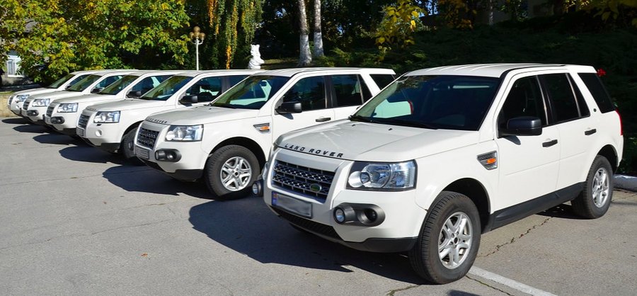 Șase mașini de model „Land Rover” au fost donate Serviciului Vamal și Poliției de Frontieră