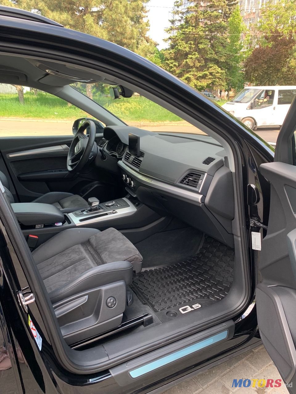 2017' Audi Q5 photo #6