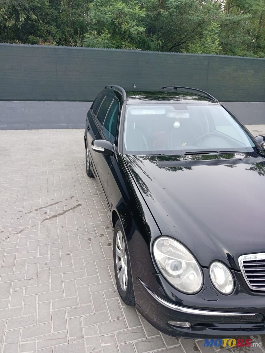 2006' Mercedes-Benz E-Class photo #2