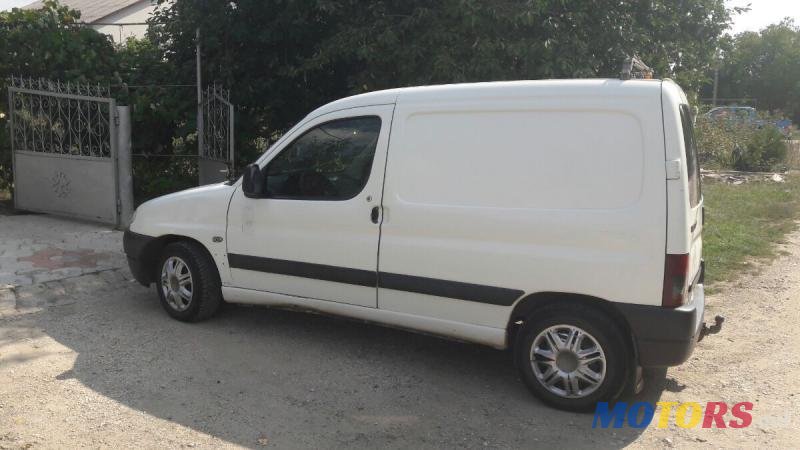 2001' Peugeot Partner photo #1