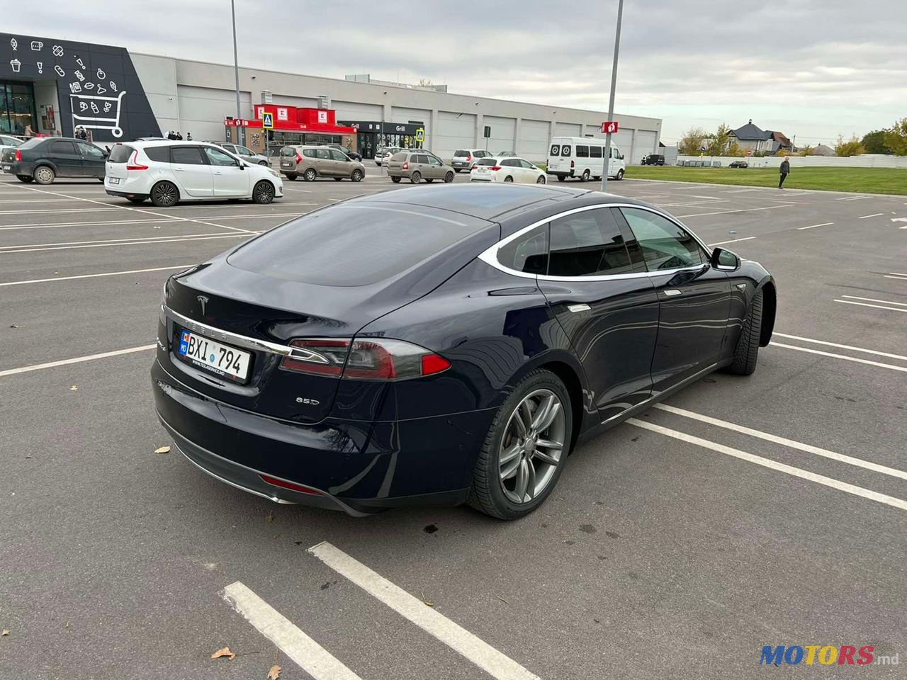 2015' Tesla Model S photo #3