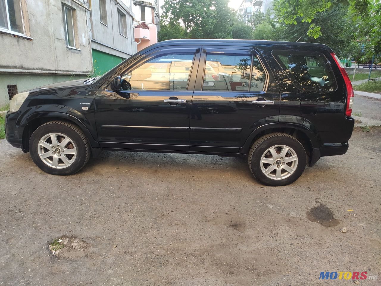 2005' Honda CR-V photo #5