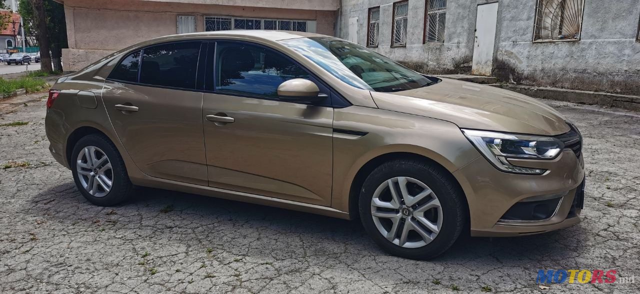 2019' Renault Megane photo #5