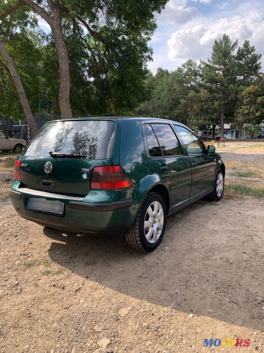 1999' Volkswagen Golf photo #3