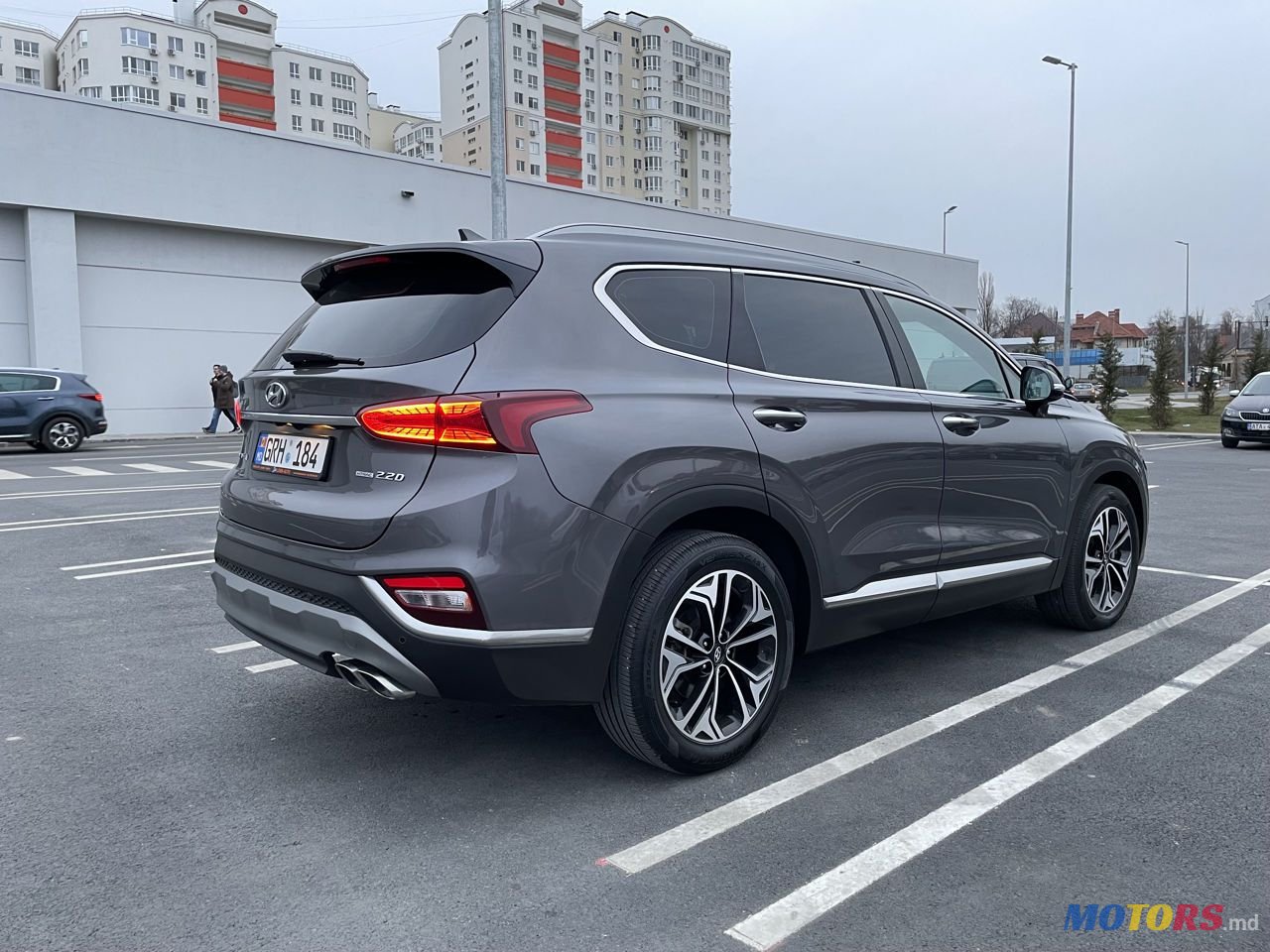 2018' Hyundai Santa Fe photo #1