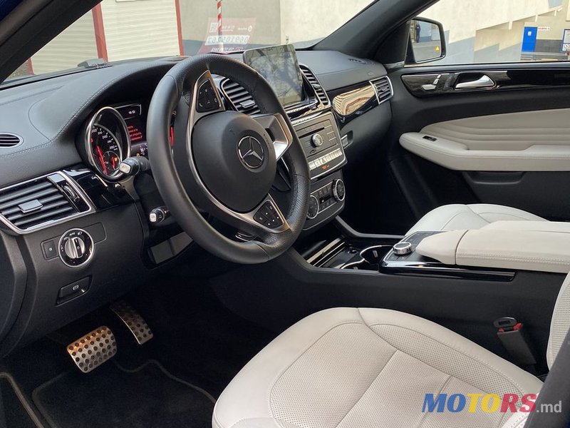 2019' Mercedes-Benz Gle Coupe photo #3