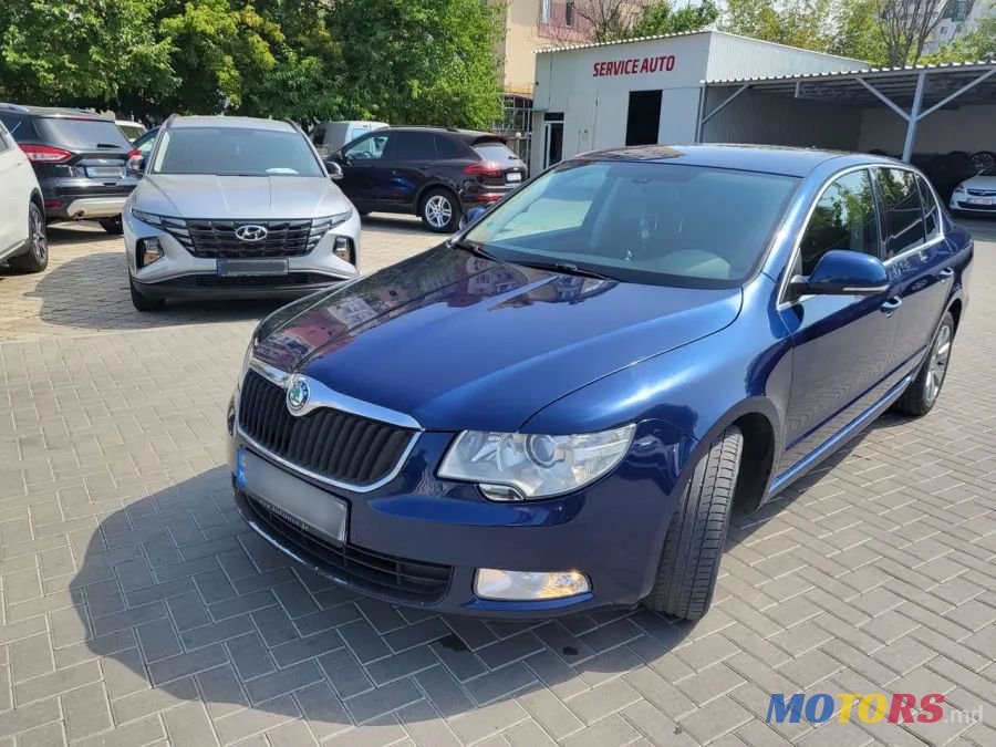 2010' Skoda Superb photo #4