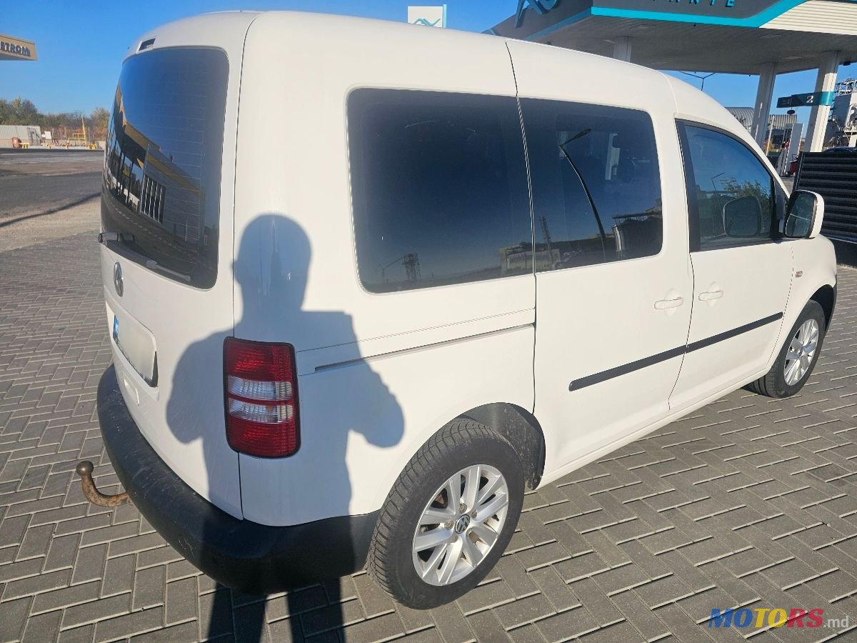 2014' Volkswagen Caddy photo #6