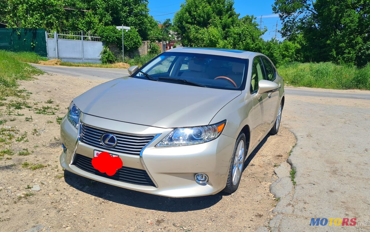 2013' Lexus Es Series photo #1