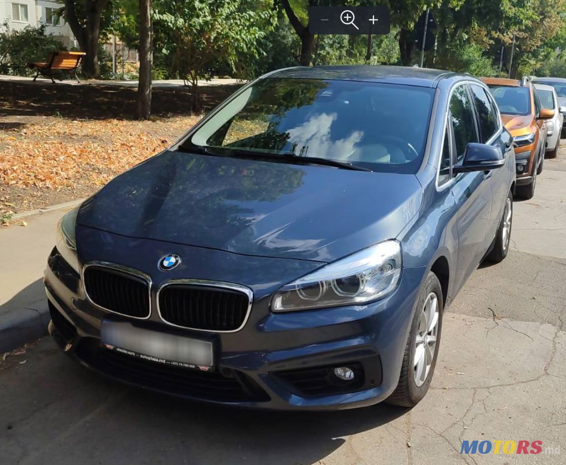 2018' BMW 216D photo #3