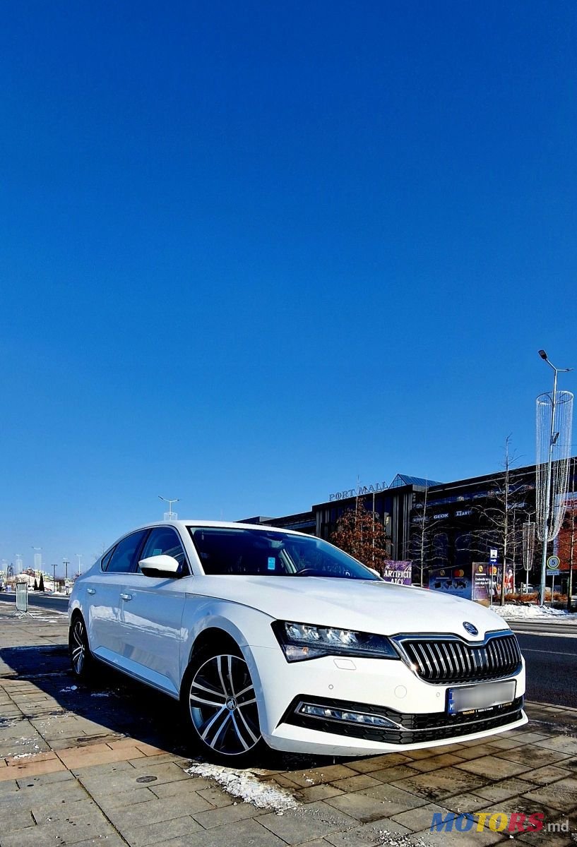 2020' Skoda Superb photo #1