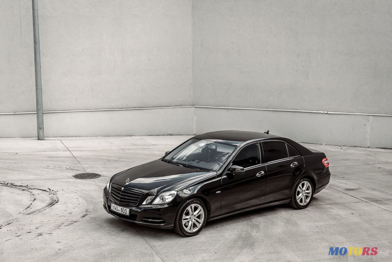 2017' Mercedes-Benz E Класс photo #1