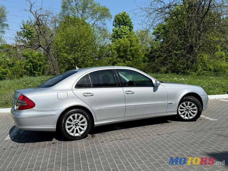 2007' Mercedes-Benz E-Class photo #3