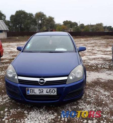 2005' Opel Astra photo #2