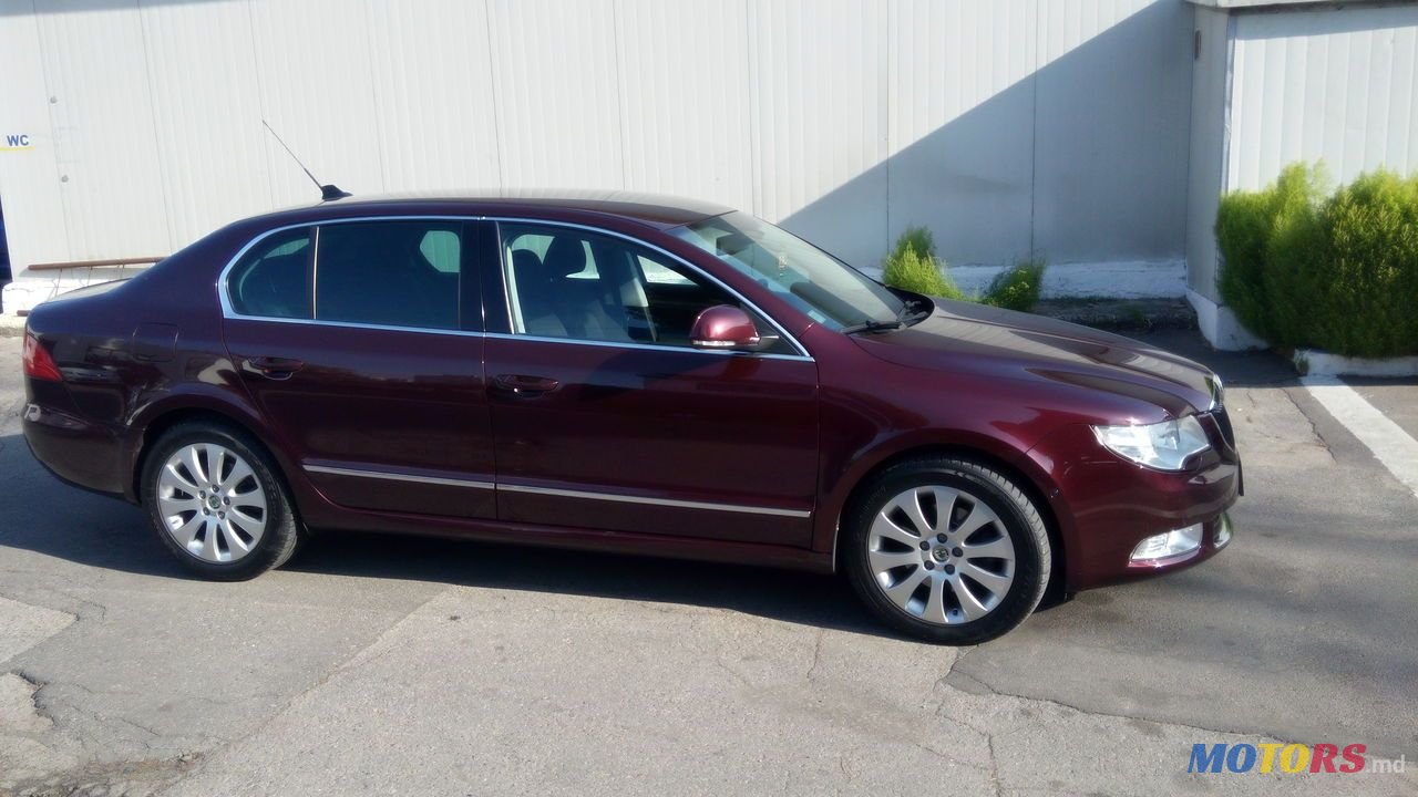 2009' Skoda Superb photo #2