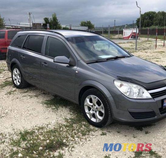2006' Opel Astra photo #1