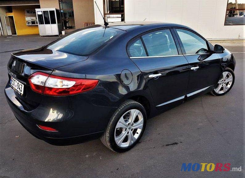 2012' Renault Fluence photo #1