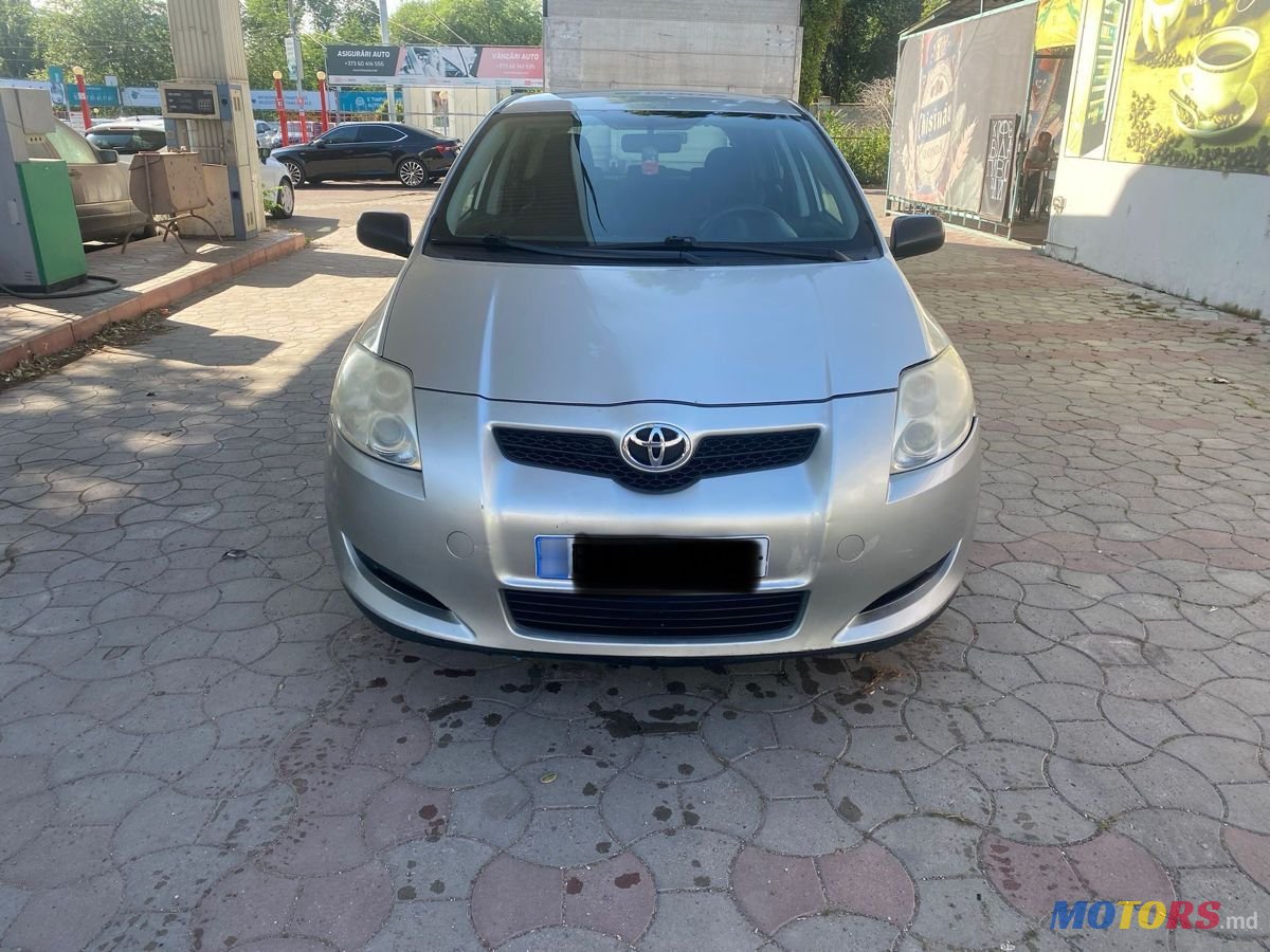 2008' Toyota Auris photo #4