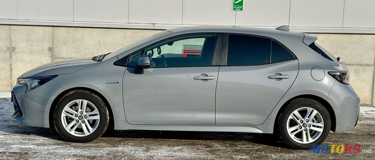 2021' Toyota Corolla photo #4