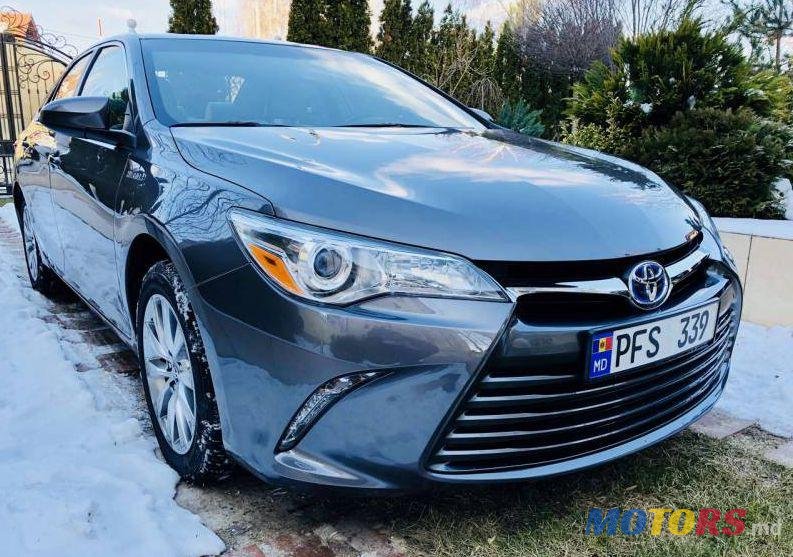 2017' Toyota Camry photo #2