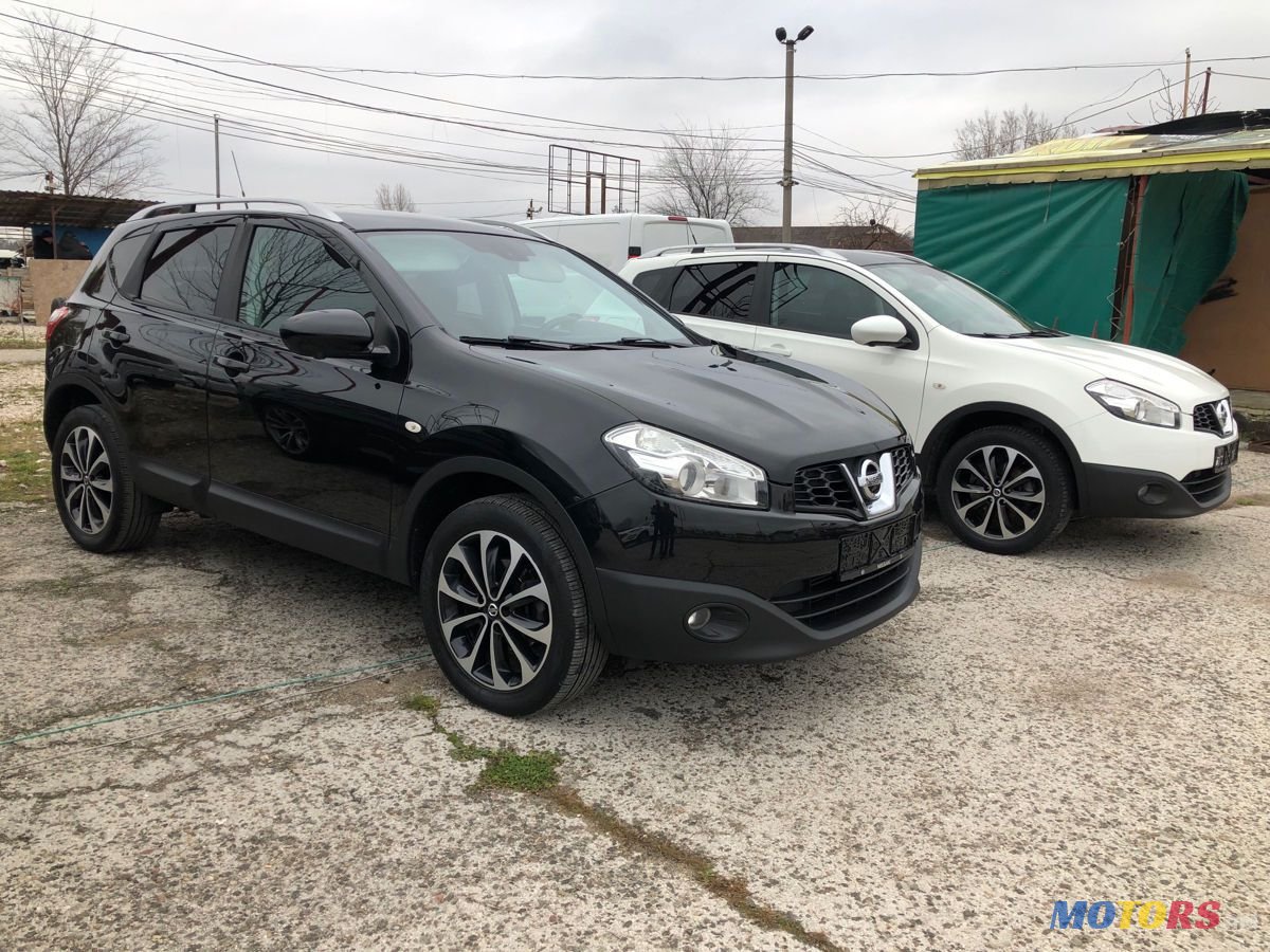 2013' Nissan Qashqai photo #1