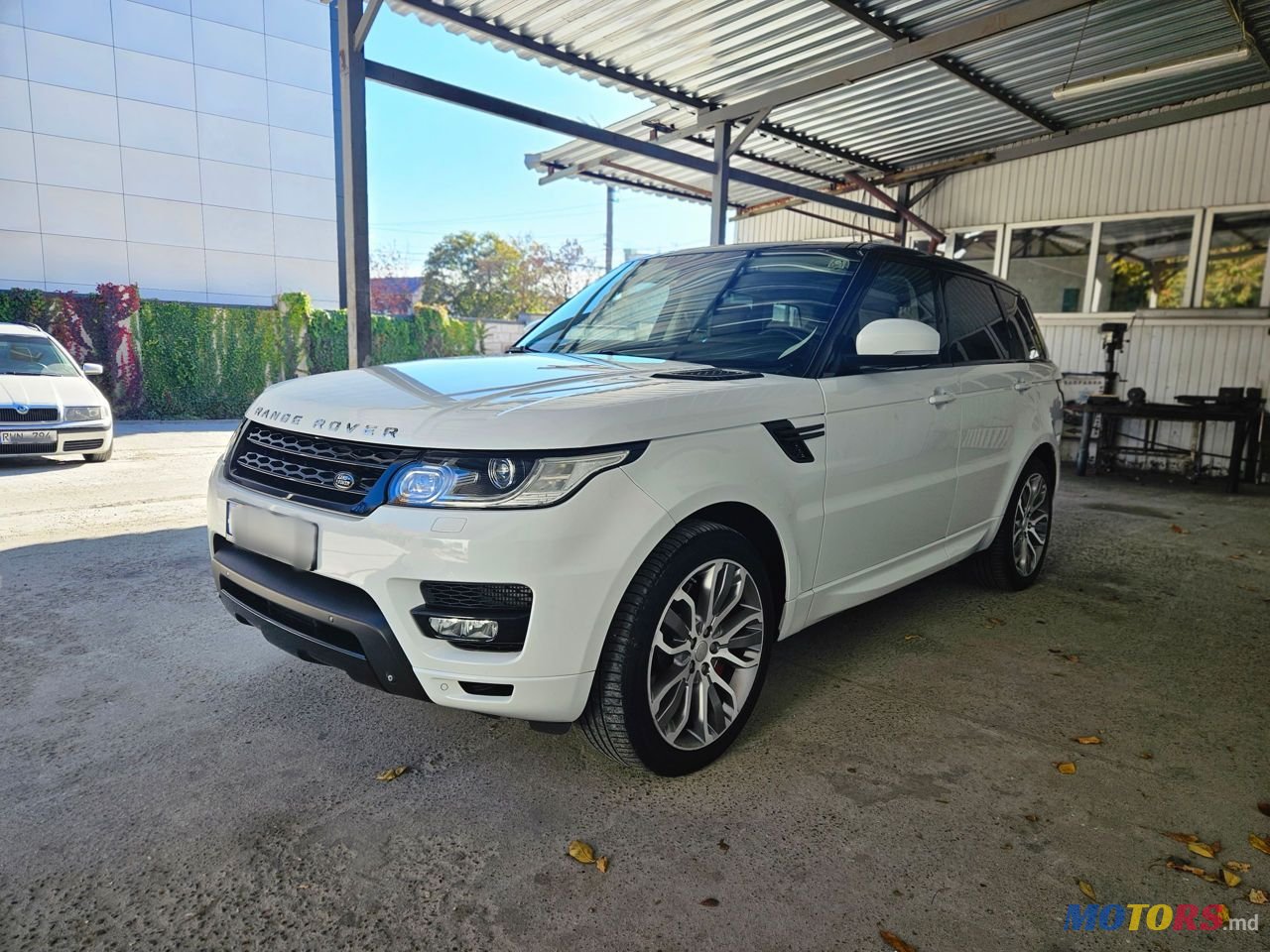 2014' Land Rover Range Rover Sport photo #1