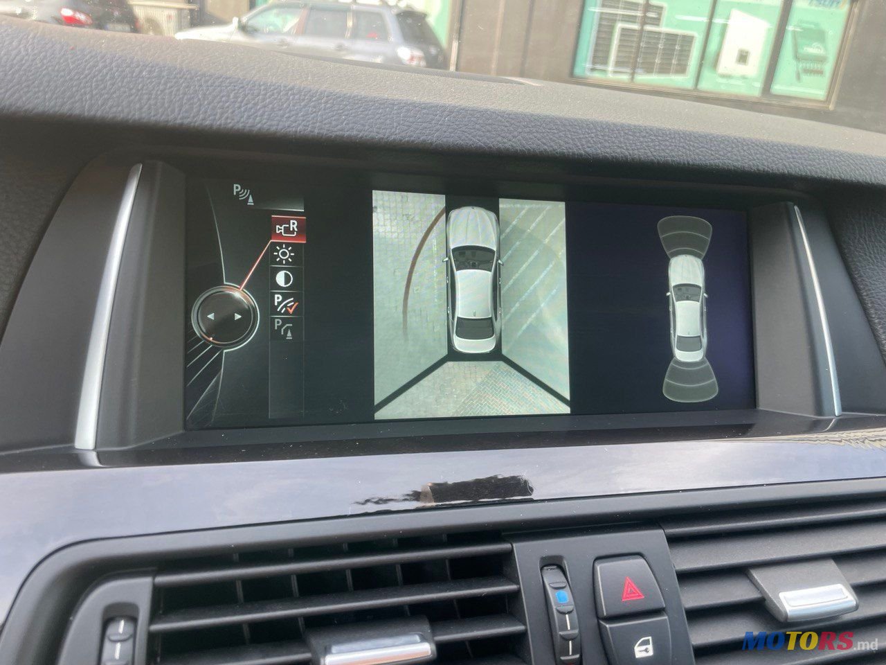 2014' BMW 5 Series photo #4