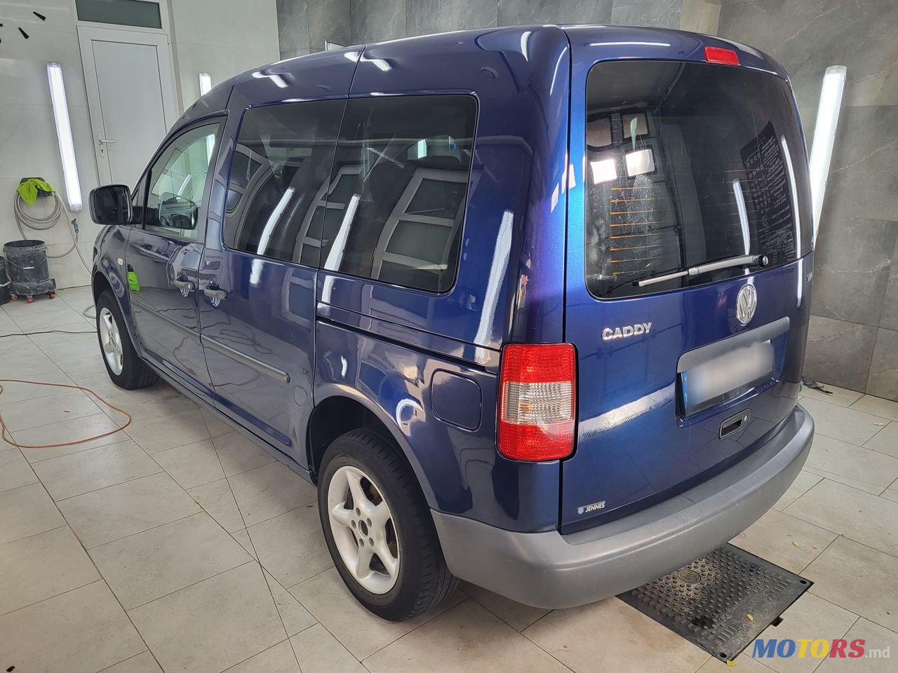 2008' Volkswagen Caddy photo #1