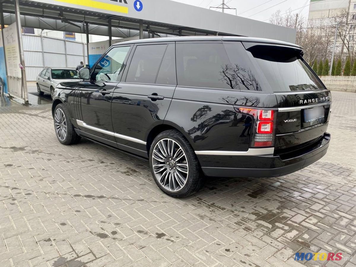 2015' Land Rover Range Rover photo #5
