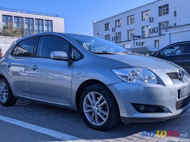 2009' Toyota Auris photo #4