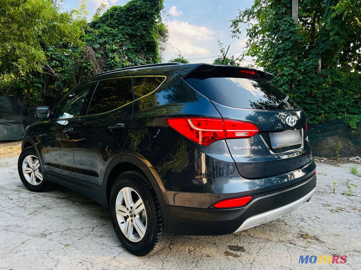 2014' Hyundai Santa Fe photo #5