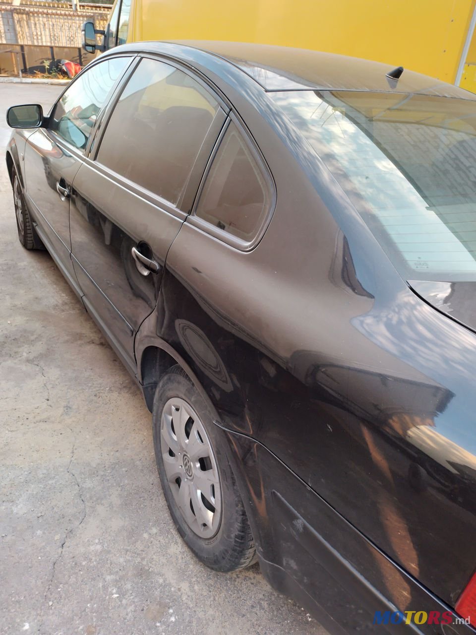 1998' Volkswagen Passat photo #1